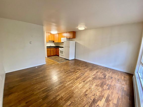 2nd image of 1300 E Denny Way APT 103