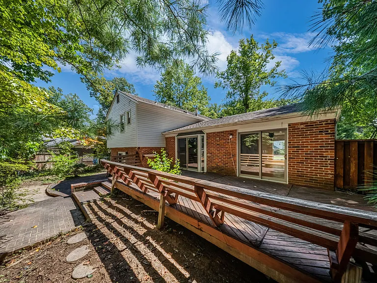 6715 Tildenwood Ln — Photo 18