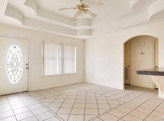 2nd image of 3528 Solera St
