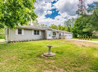 10 Oxford Dr, Shelton, CT 06484