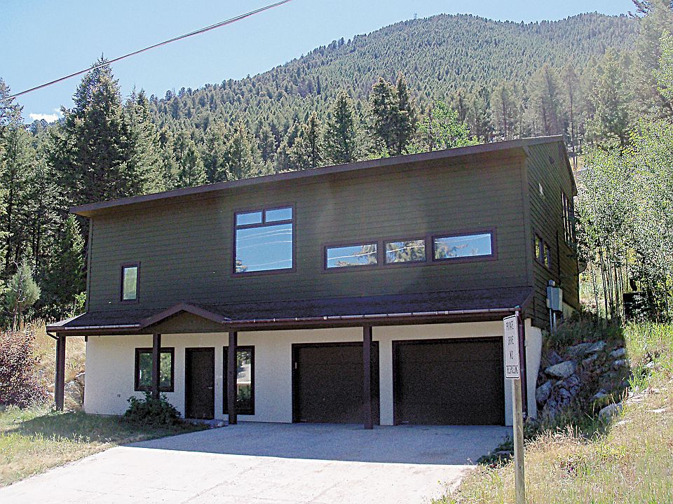 2nd image of 250 Spruce Dr