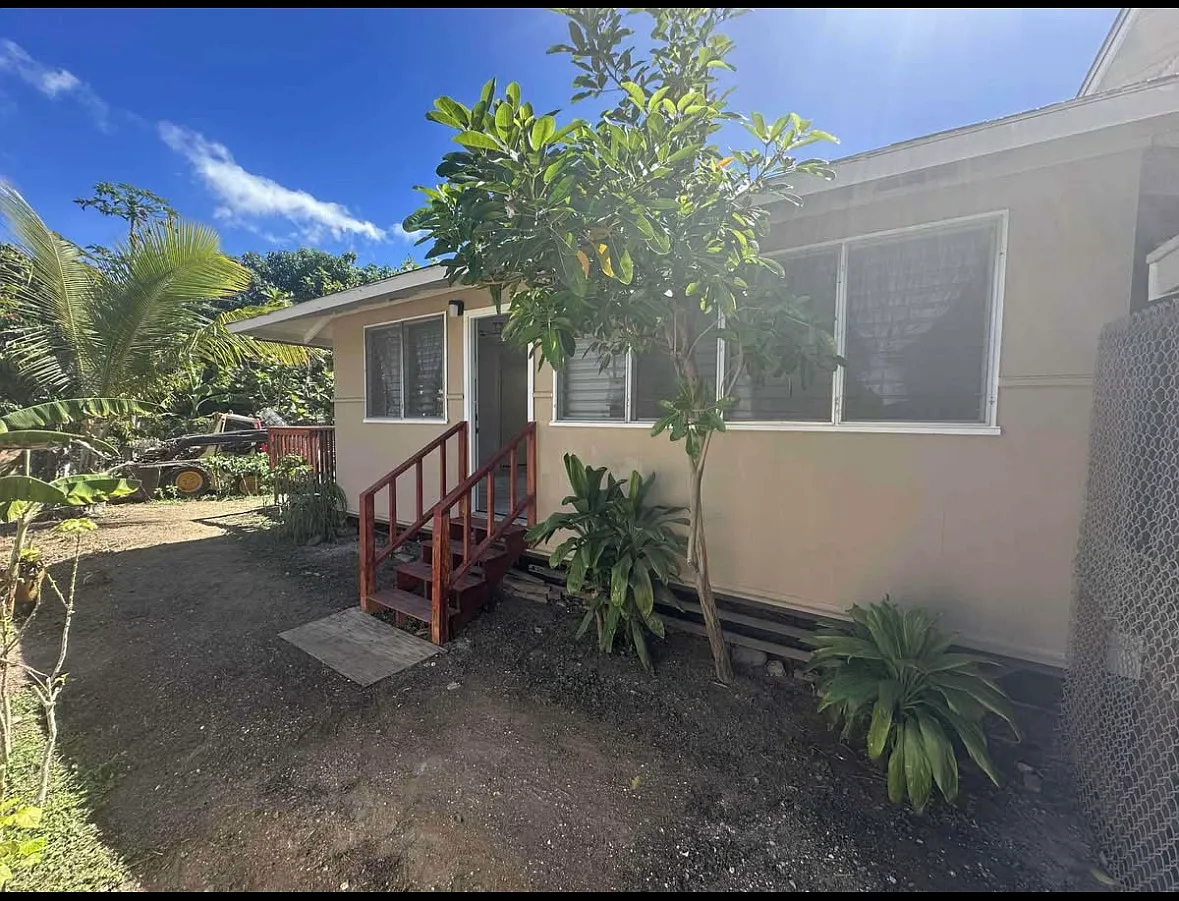 Farrington Hwy, Waianae — Photo 3