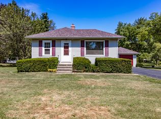 3968 Ellis Ave, Gurnee, IL 60031
