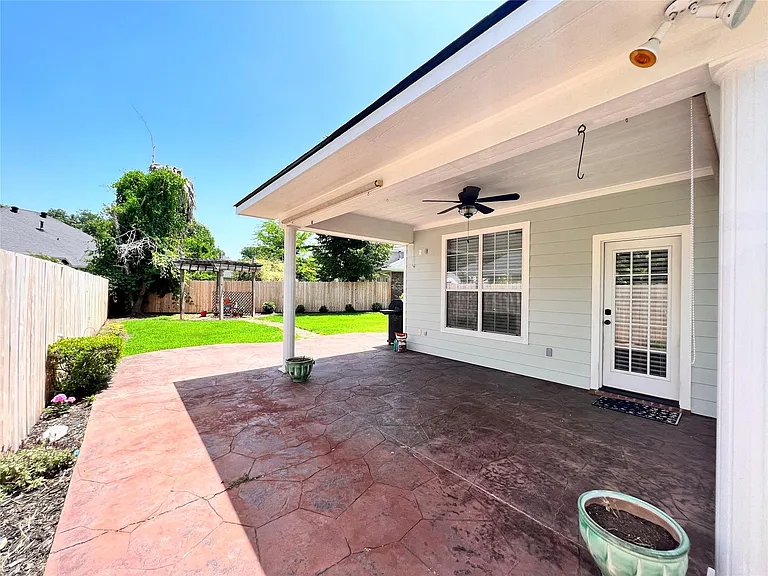 200 Grey Eagle Dr — Photo 34