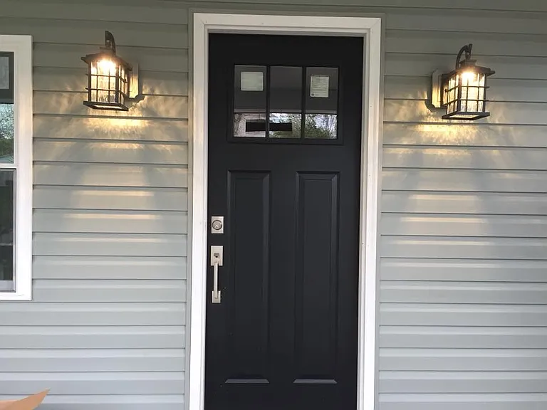 240 Highland Ave — Photo 3