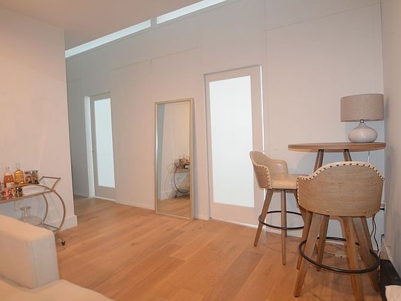 5th image of 50 Murray St APT 311