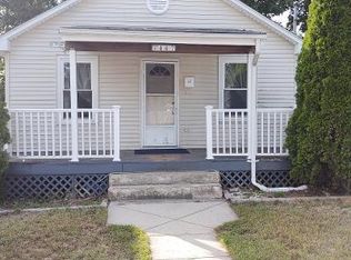 447 Pequot Ave, Warwick, RI 02889