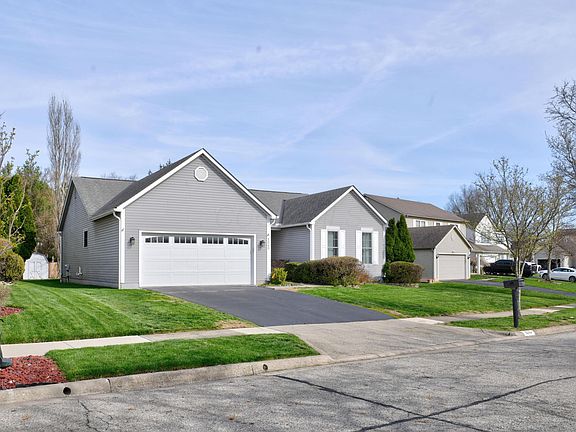 4th image of 5040 Canyon Grove Dr