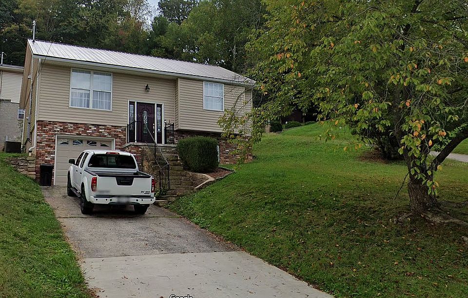 1st image of 956 Greendale Dr