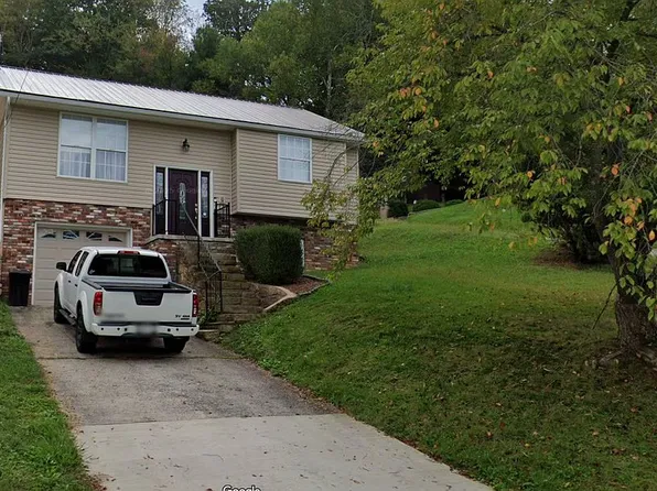 956 Greendale Dr, Charleston, WV 25302
