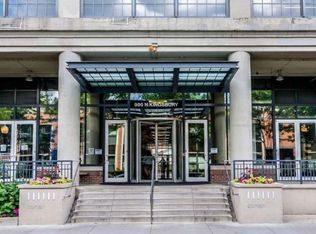 900 N Kingsbury St APT 880, Chicago, IL 60610