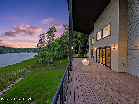 2nd image of 158 Nalla Lake Ln