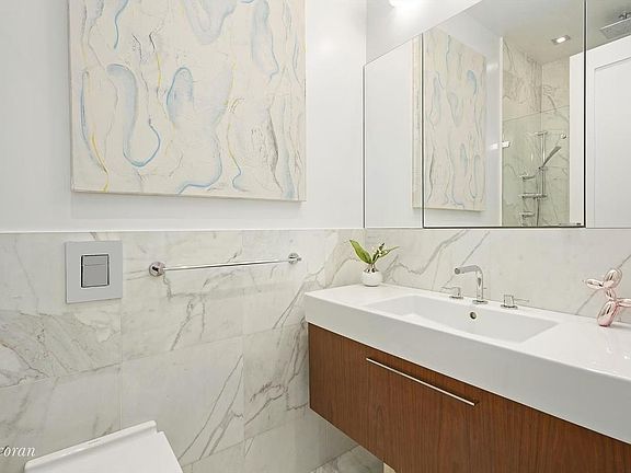 5th image of 111 Barrow St #6B