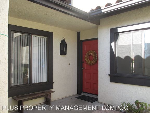 2nd image of 106 Oak Hill Dr