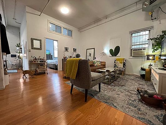 3rd image of 65 Roebling St APT 108