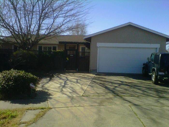 1st image of 1 Corbin Dr