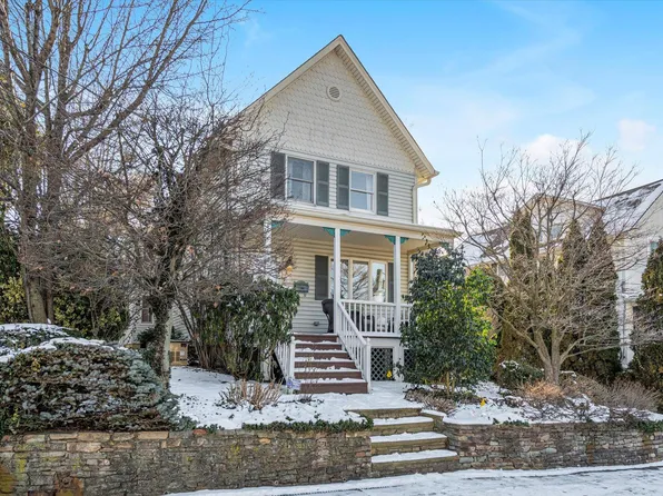 10 Covert Street, Port Washington, NY 11050