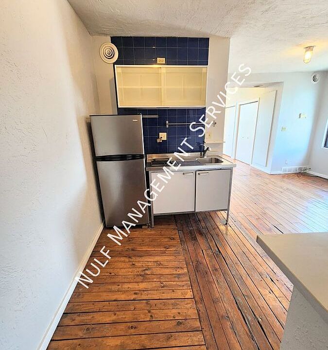 1st image of 4901 Penn Ave APT 5