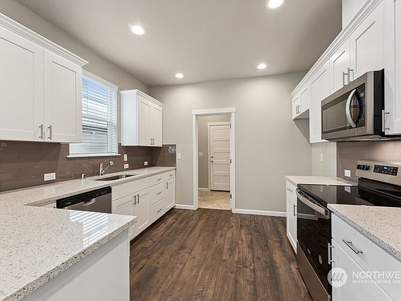 4th image of 14331 100th Avenue SE #278