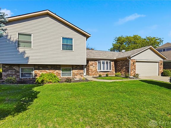 4th image of 4751 Valley Brook Dr