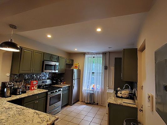 2nd image of 650 9th Ave #1N