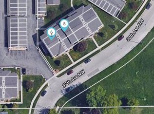 875 37th Ave NW UNIT B, Rochester, MN 55901