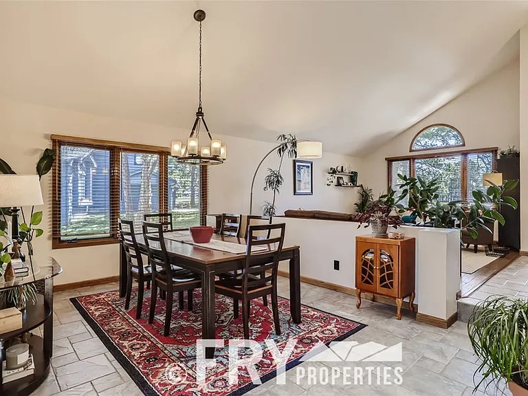 25875 Buffalo Ln — Photo 12