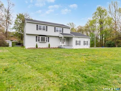 6 El Toro Drive, Bristol, CT, 06010