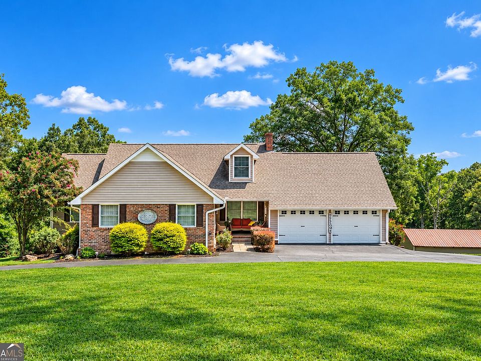 1st image of 39 Garrard Rd SE