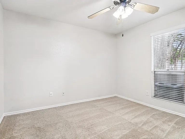 48-web-or-mls-A2C-S1608-011 48-web-or-mls-A2C-S1608-011