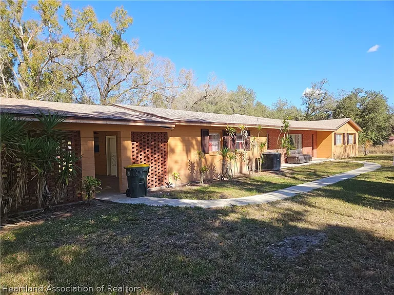 1701 County Road 731 — Photo 16