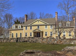 1 Crossbow Ln, Easton, CT 06612