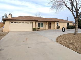 12775 Iroquois Rd, Apple Valley, CA 92308