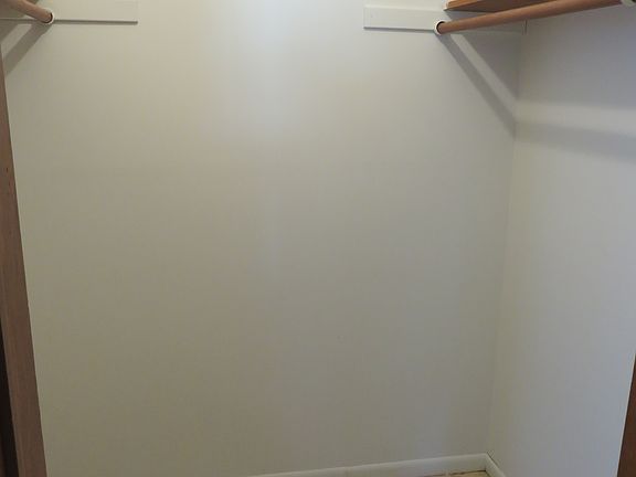 Kitchen/Dining Room Walk-In Closet