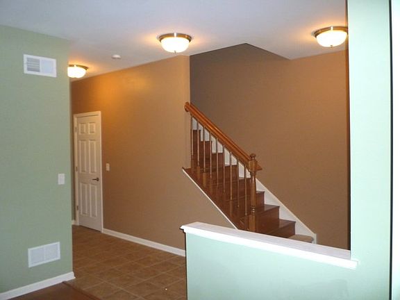 5th image of 2223 S Crambourne Way #0