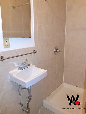 Rented by Warren T Real Estate Corp. | media 16