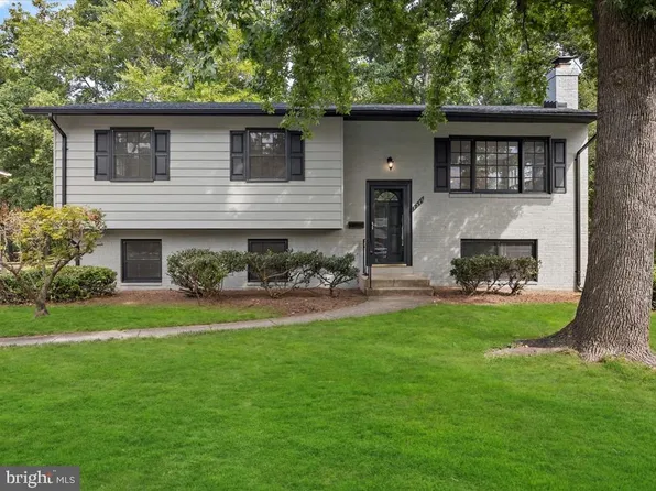 7386 Roxbury Ave, Manassas, VA 20109