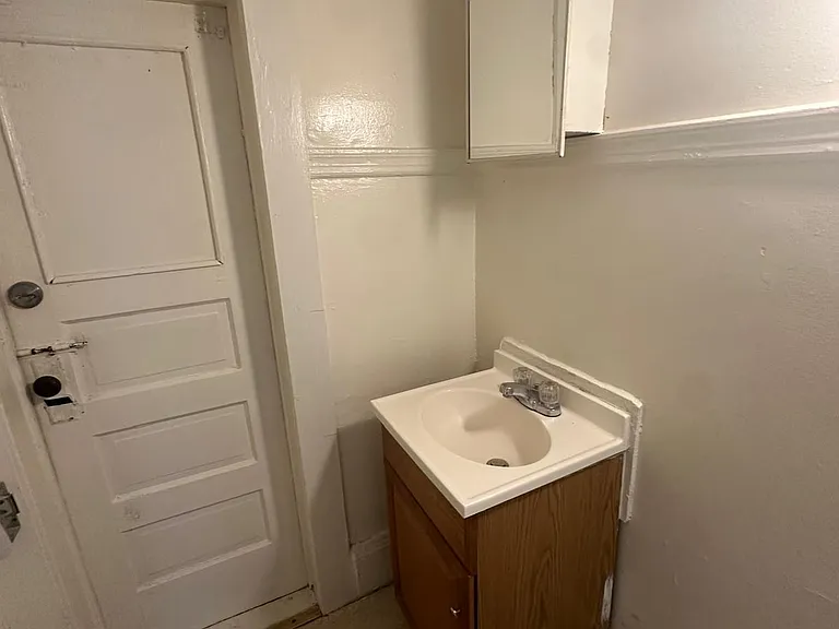 1930 Lafayette St #23 — Photo 3