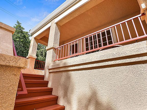 3rd image of 1020 Zion Ct