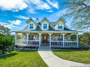 185 County Road 2700, Mico, TX 78056