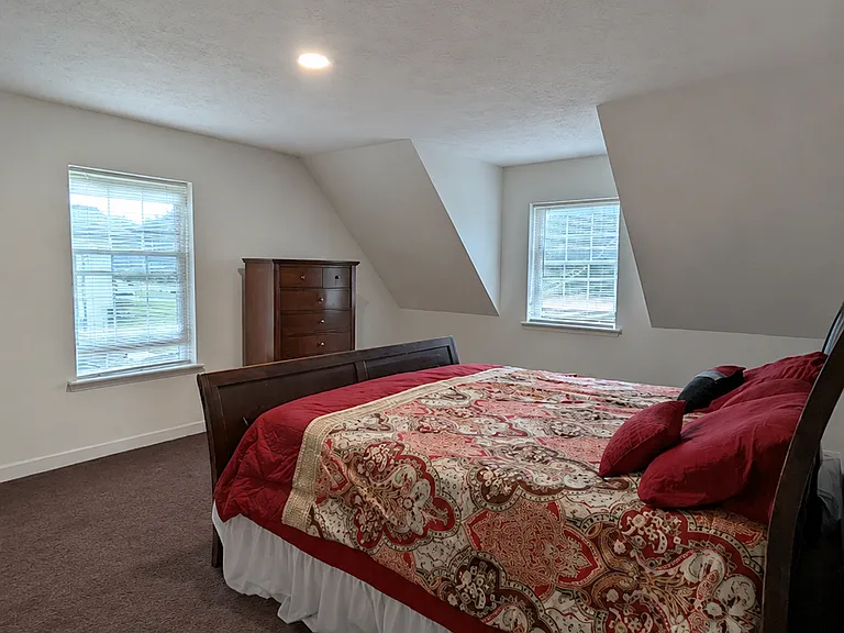 1165 Glade Dr — Photo 9
