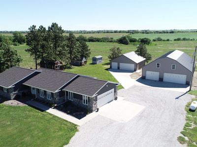 14964 Us Highway 77, Pickrell, NE, 68422