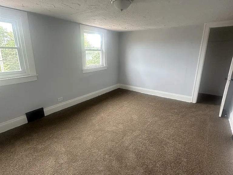 12909 Benwood Ave — Photo 6