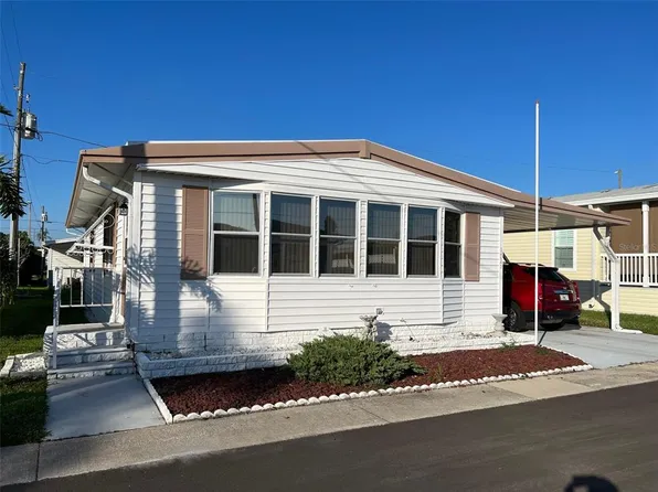 34643 Camphor Dr N, Pinellas Park, FL 33781