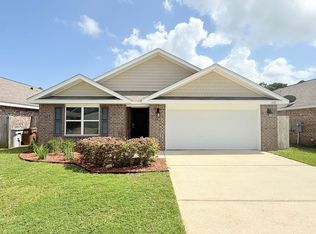 6401 Churchill Cir, Milton, FL 32583