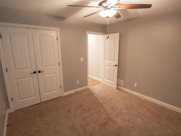 7504 Wellford Ct — Photo 31