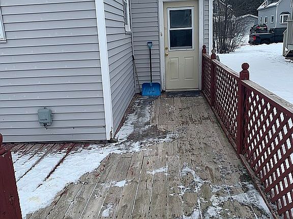 5th image of 605 17th Ave W