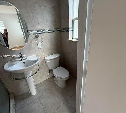 5th image of 3311 S Le Jeune Rd #2