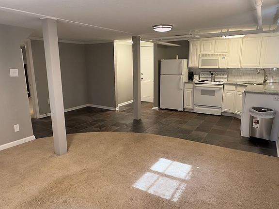 5th image of 3522 Buckner Ln #1
