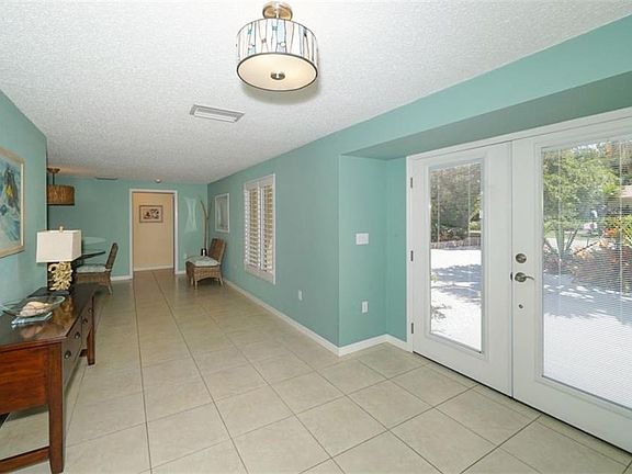 4th image of 5104 Oakmont Pl